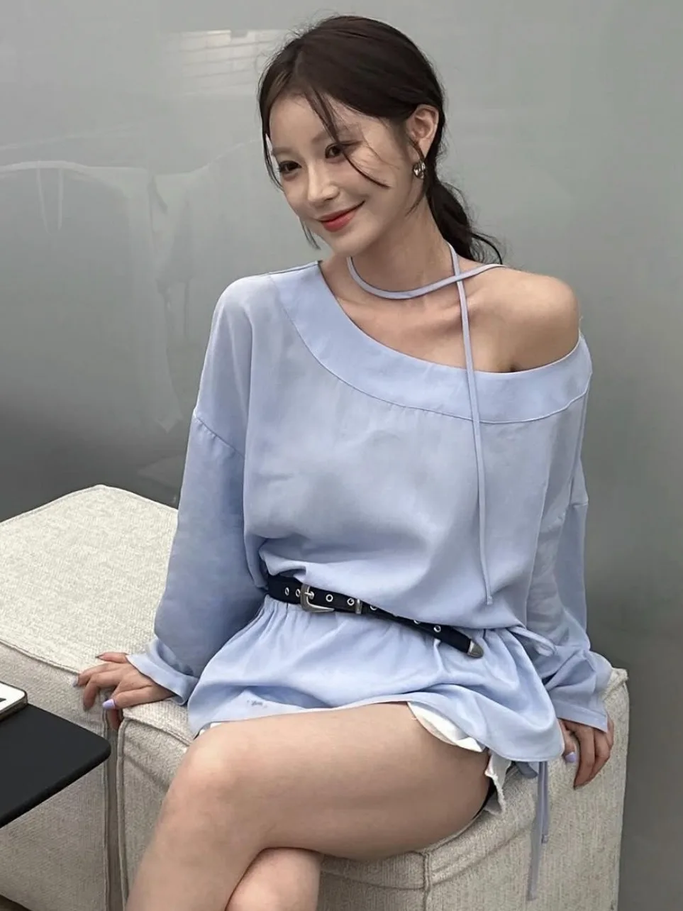 

Sexy Long Sve irt Women's Spring New oulder Exposure Waist Dstring Slimming High-End Trendy Top Chic