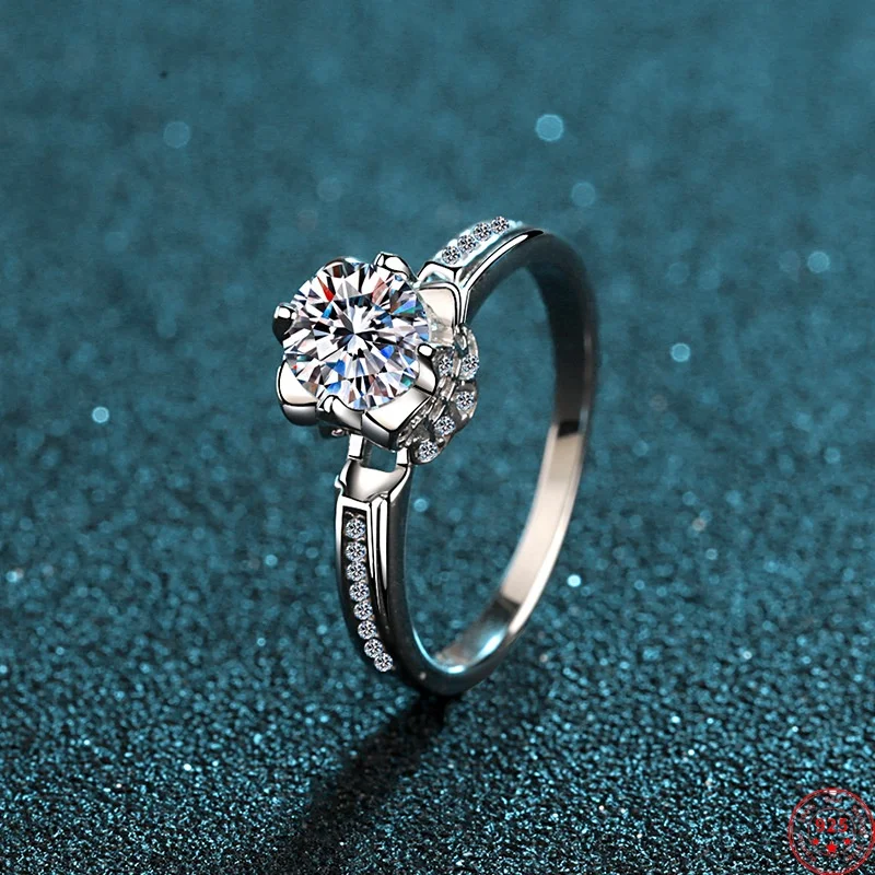 0.8 ct Moissanite S925 Silver Ring for Women Hand Holding Sunflower Plated Pt950 Wedding Band Valentine's Day Jewelry Wholesale