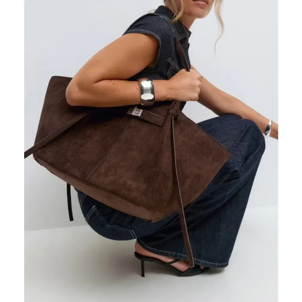 

New popular dumpling type retro handbag high street European and American style single shoulder oblique span bag