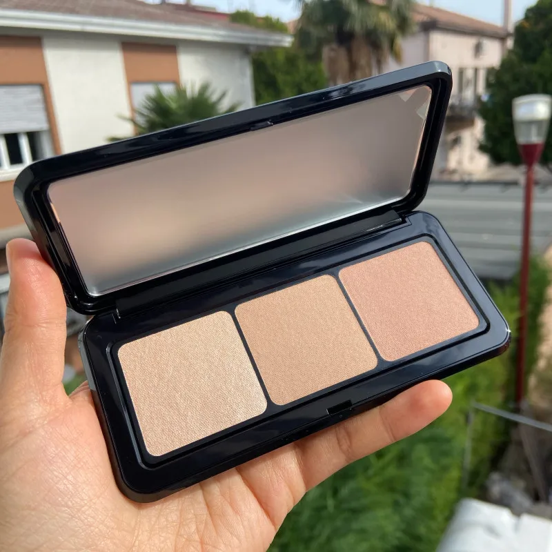 KIKO Contour Obsession Palette Contour & Highlighter For Nose & Jawline Sculpt Easy‑to‑Blend Face Makeup Compact Built‑in Mirror