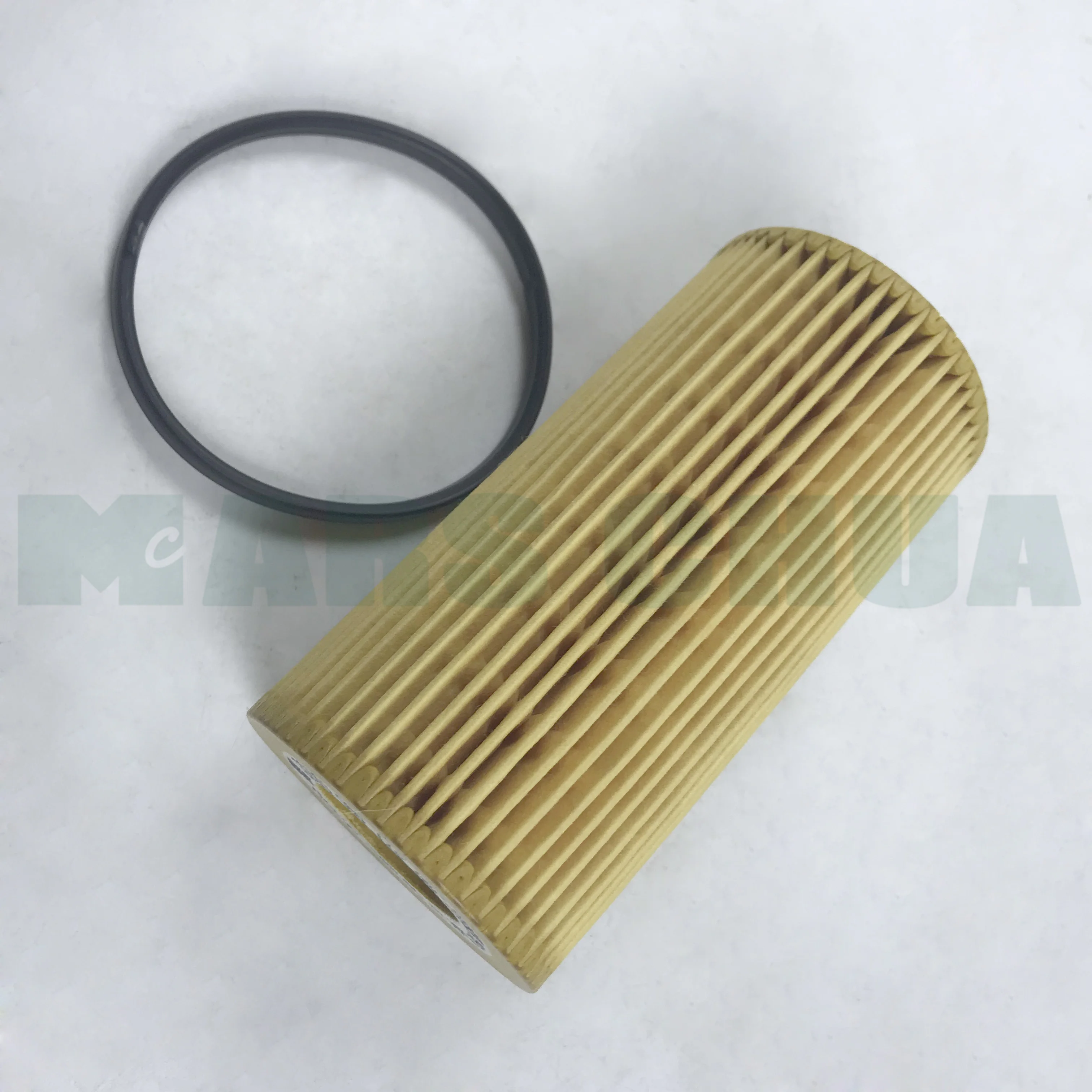 06D115562 engine oil filter element is suitable for 05-13 Audi Volkswagen 2.0L 2.5L A3 A4 Jetta Golf Beetle view 3