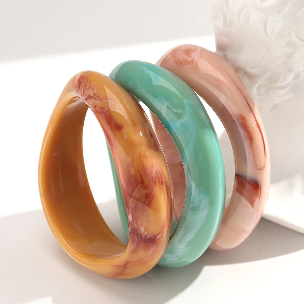 New Resin Curved Irregular Geometric Bangles Fashion Acrylic Stackable Chunky Bangle Bracelets 2026 Trendy Jewelry Gifts