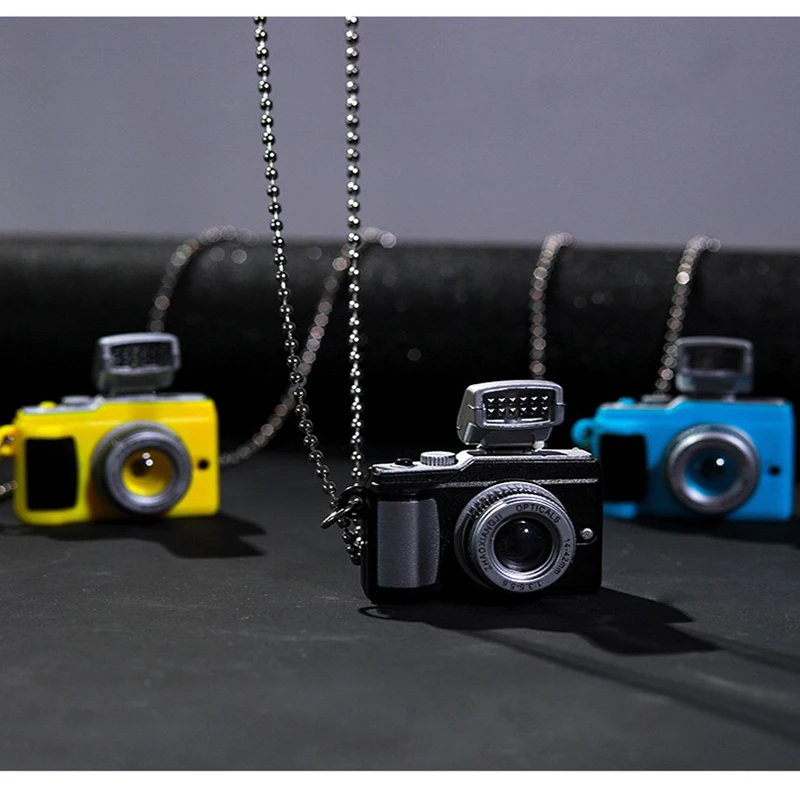 Punk Fashion Glow In The Dark Retro Small Camera Necklaces Flash Light Pendant Necklace Music Men And Women Fashion Jewelry