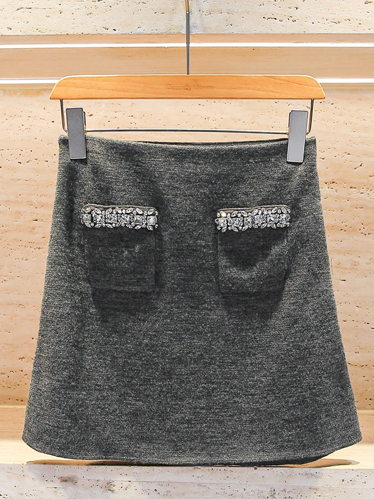 

High Waist Knitted Skirt with Diamond Embelliment Ele Ladylike Sle Early Spring New Arrival from SP Home South Oil