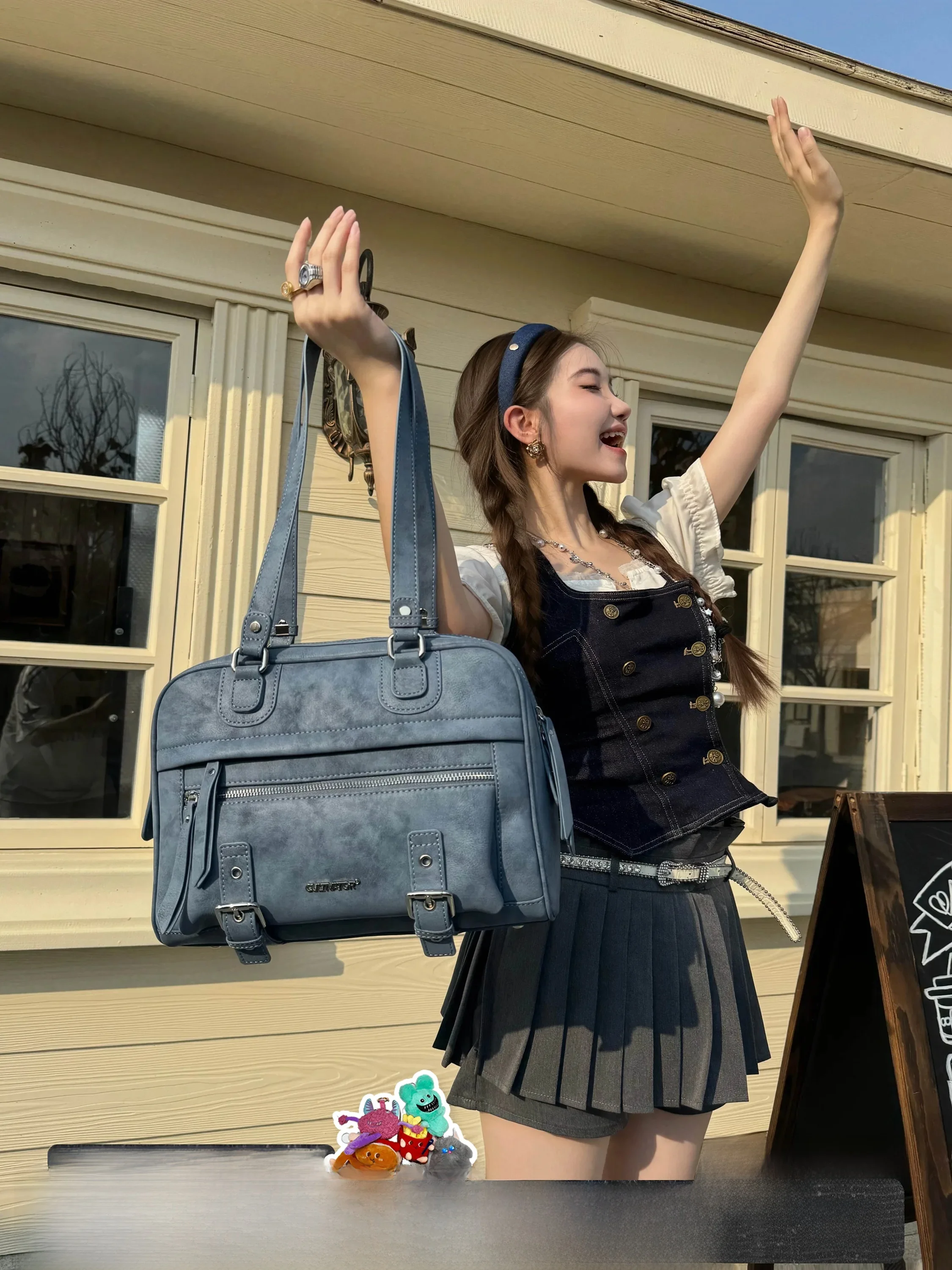 

Cultivator Original Vintage Velvet Commuter Single Shoulder Tote Bag Women's Versatile Business Bag Fashionable Daily Use