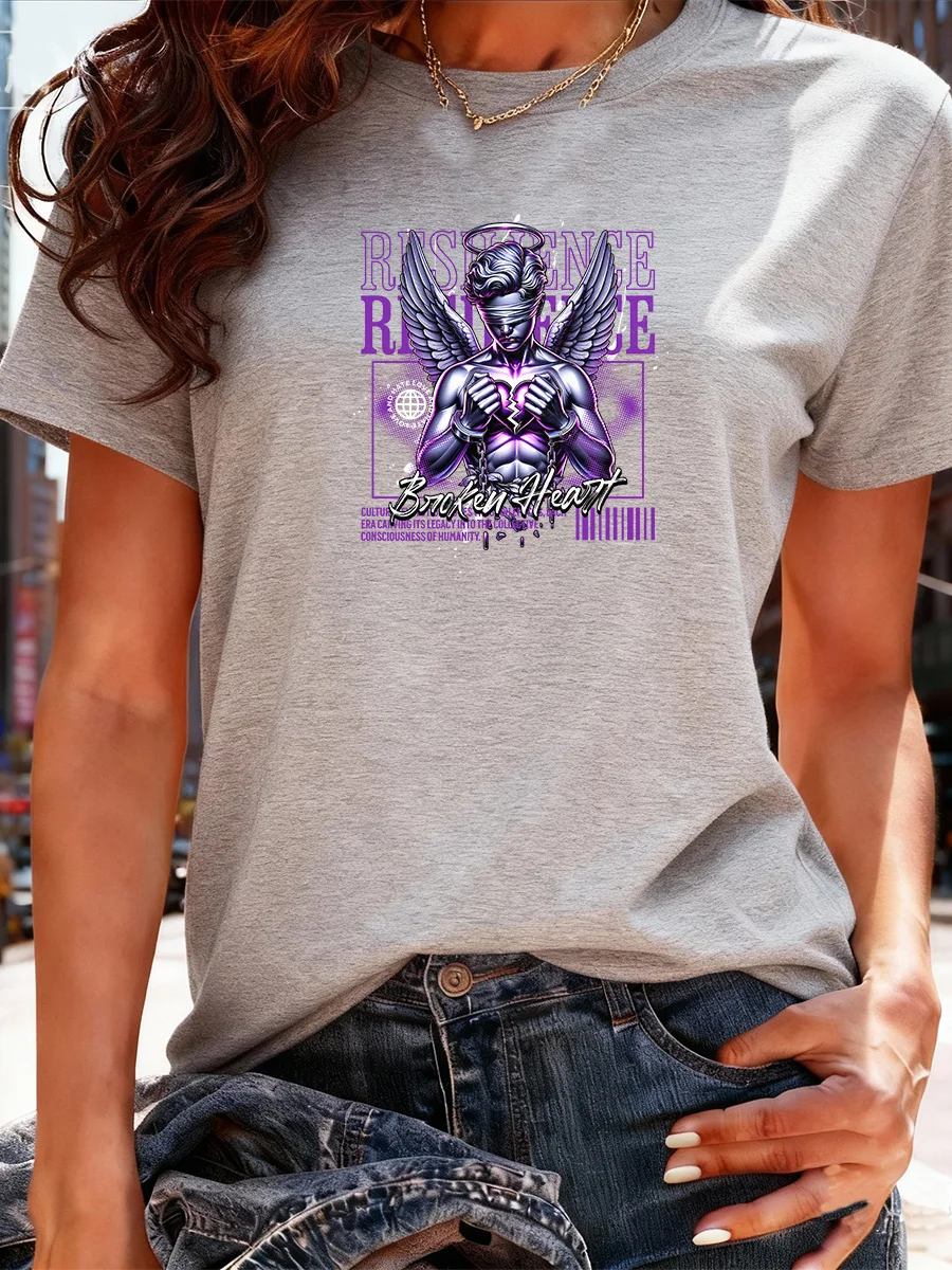 تي شيرت أسود قصير الأكمام مع طباعة جرافيك "القلب المكسور" - قميص كاجوال عصري على طراز ملابس الشارع #3