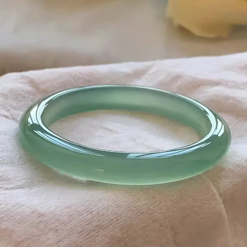 Natural agate bracelet women's ice chalcedony oil blue jade bracelet jadeite emerald ice through Valentine's Day gift for women