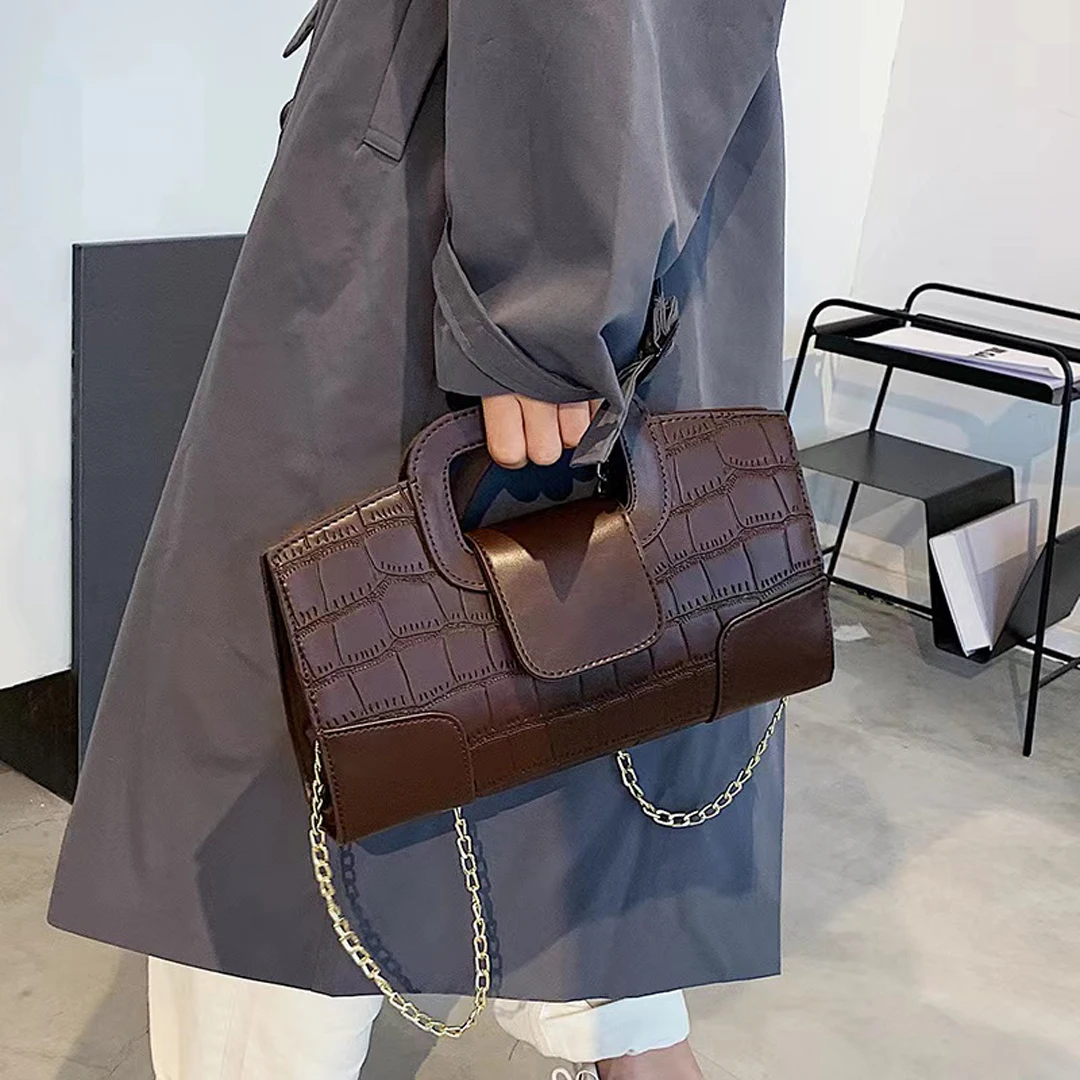 2025 New Crocodile Grain PU Leather Handbag for Women Vintage Large Capacity Evening Bag Simple Elegant Party Clutch Bag Shoulde image 4