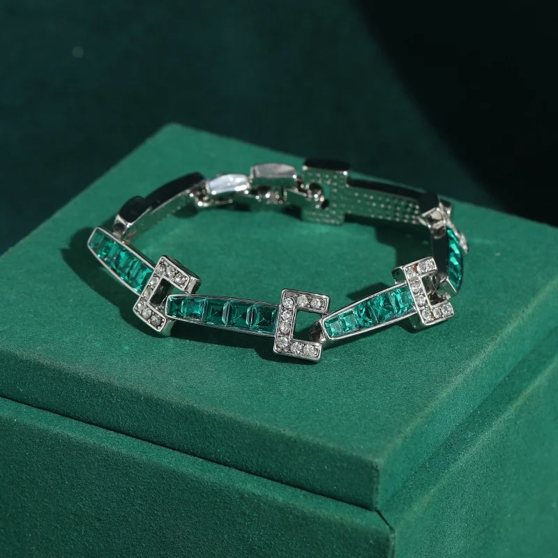 

Vintage Inspired Green Emerald Crystal Bracelets Silver Color Designer Jewelry Woman Birthday Party Art Deco Accessories 2026