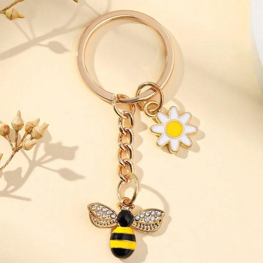 Llavero esmaltado para mujer y niña, llaveros con forma de flor de abeja, regalo de joyería artesanal