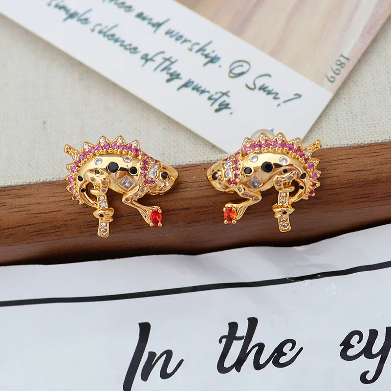 

Vintage Luxury Copper 18K Plated Colorful CZ Earrings for Woman Hollow Buckle Cute Animal Minimalist Screw Antenna