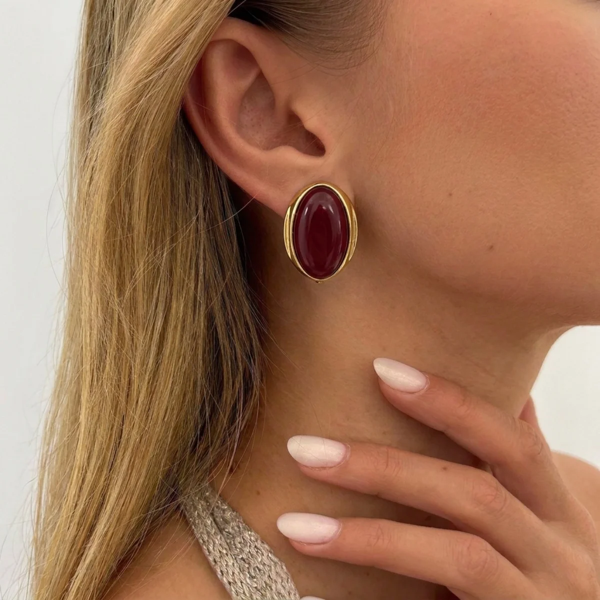 Vintage-Ohrstecker im französischen Stil mit ovaler Emaille für Damen, weinroter Harzrahmen, geometrisches Design, auffällige Ohrringe, modischer Party-Schmuck, Geschenkidee. – Detail 5