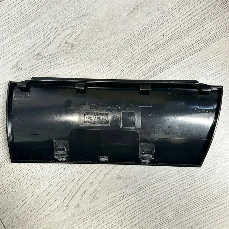 Df Slightly Flawed L5GG857337TAI Piano Black Center Ashtray Cover Interior Storage Trim Panel For Car Interior Refitting