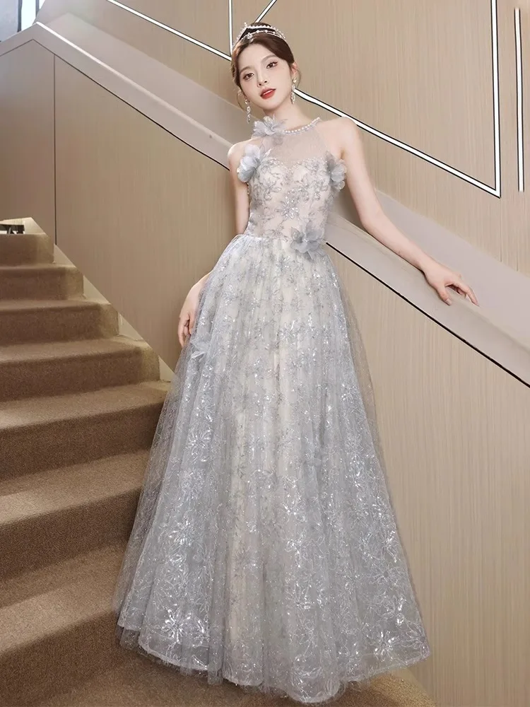 Luxuriöse Ballkleider mit 3D-Dekorationsblumen für Damen, hängender Halskragen, Perlenstickerei, Tüll-Taille, A-Linie, bodenlang, Abendpartykleid