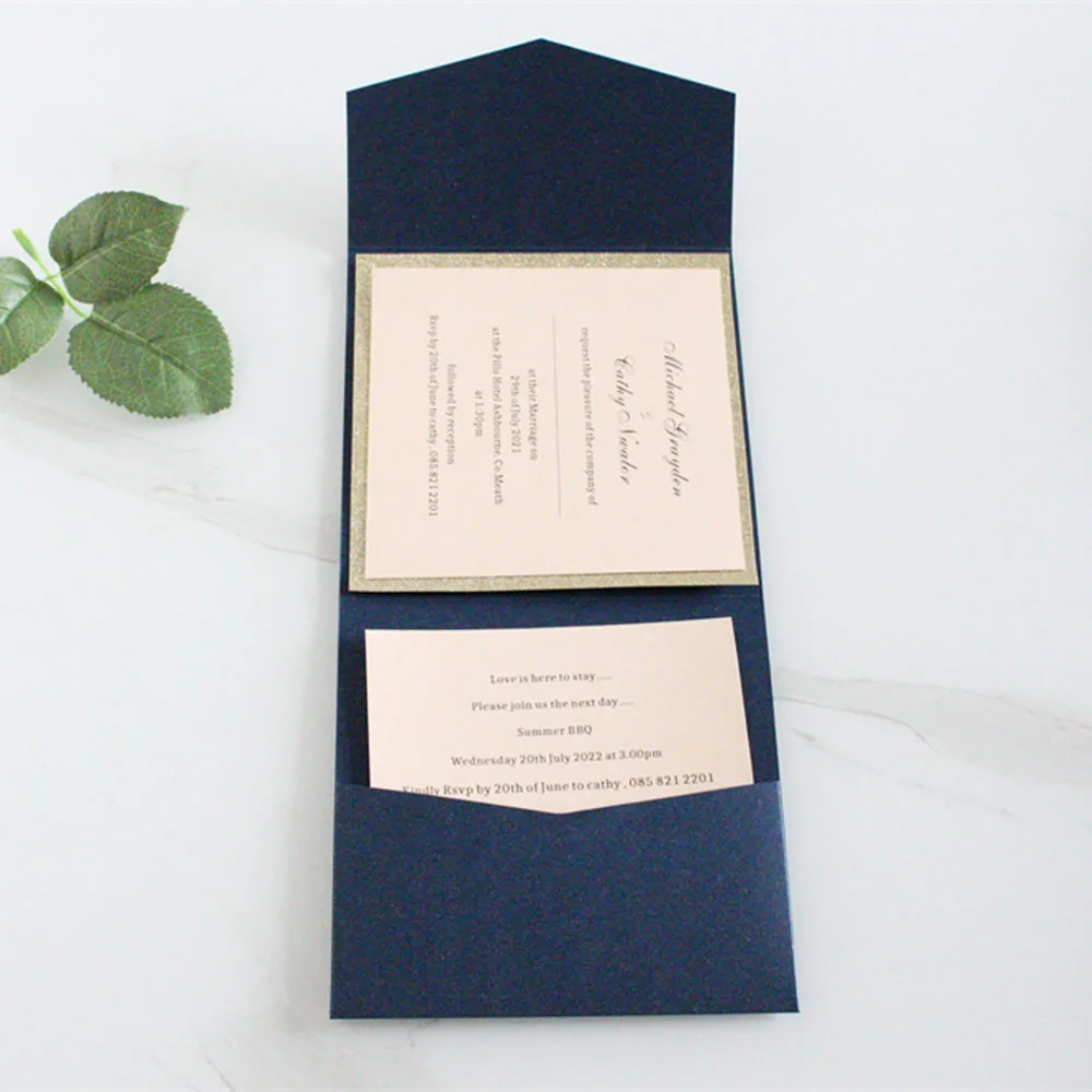 

Блестящие карточки, Золотая подкладка, индивидуальный прочный трехскладной карман для свадебной вечеринки, дня рождения, 50 комплектов