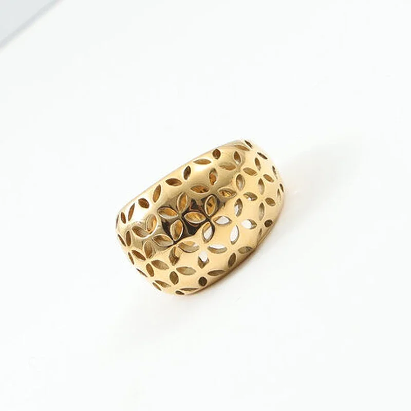 High End PVD Waterproof Fashion Vintage Delicate Fine Pattern Hollow Ring for Women Stainless Steel Jewelry Gifts