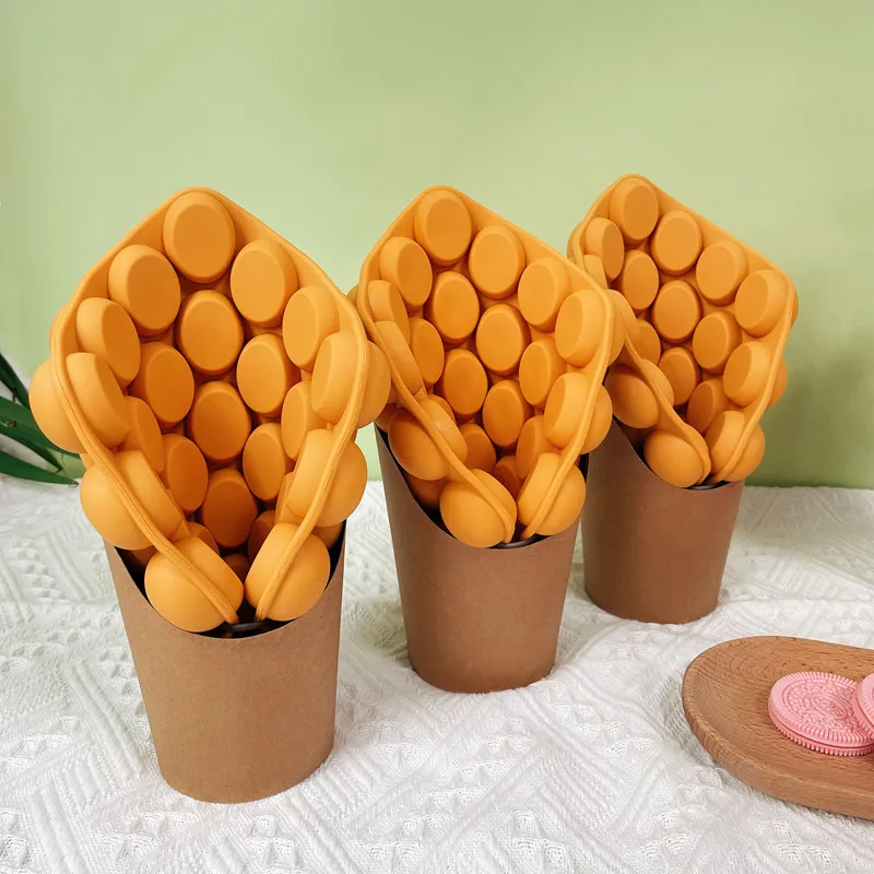 Simulation egg waffle fake food eggettes puff egg bubble waffle model sample dessert display photo prop