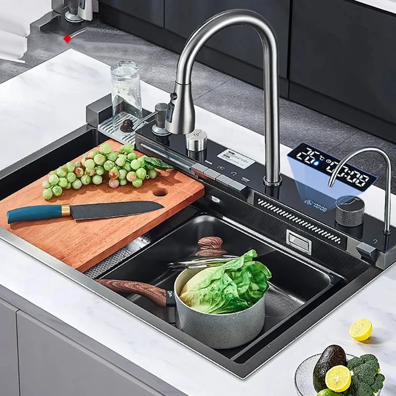 Évier de cuisine cascade en acier inoxydable 304, grand bac unique, avec robinet intégré à affichage numérique, distributeur de savon et lave-tasses