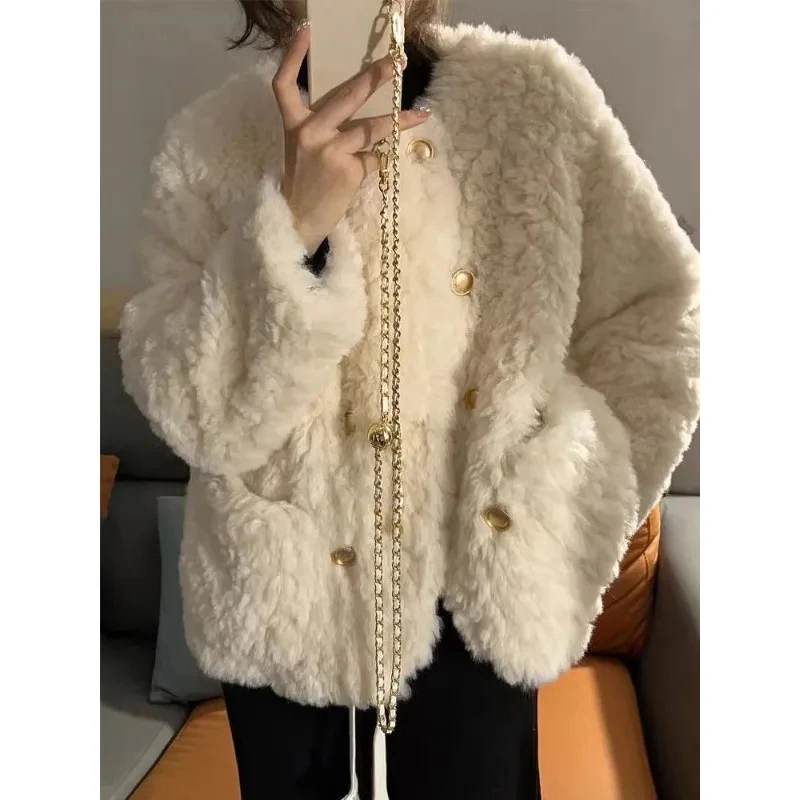 Small Chanel style lamb wool jacket for women 2024 winter new small size loose thickened white fur top cotton coat