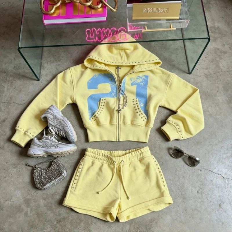 2 Pcs Sweatshirt Co-ords 21 Print Pattern Yellow Mellow Athletic Set Rivet Sweatset New Y2K Retro Hoodie Shorts Women Sport Set