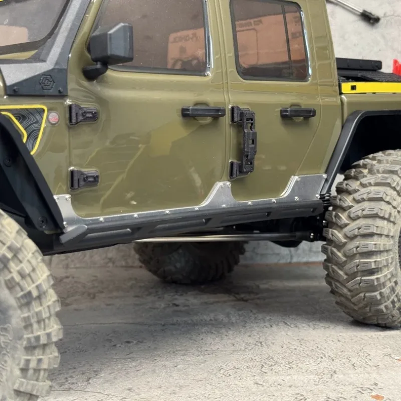 Simulation Aluminum Door Sill Guard Armor for Axial SCX10 III Jeep Gladiator 1/10 RC Crawler Body Shell Protective Parts