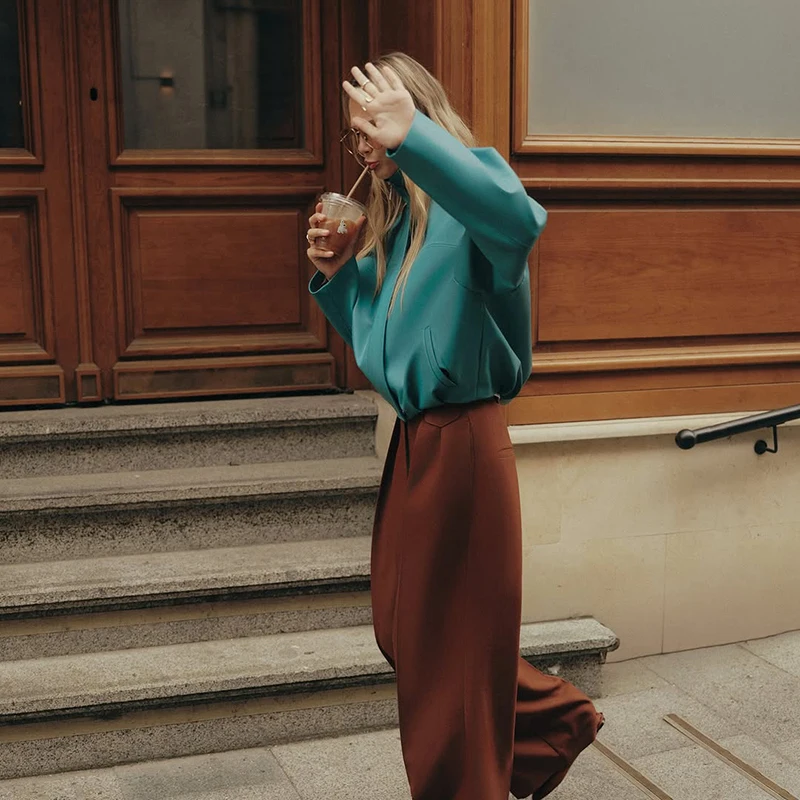 Übergroße Kunstlederjacken für Damen, Streetwear mit Stehkragen, Langarm, Gerüscht, Einfarbig, Locker Sitzende Mäntel, Schicke Damen-Oberbekleidung – Detail 7
