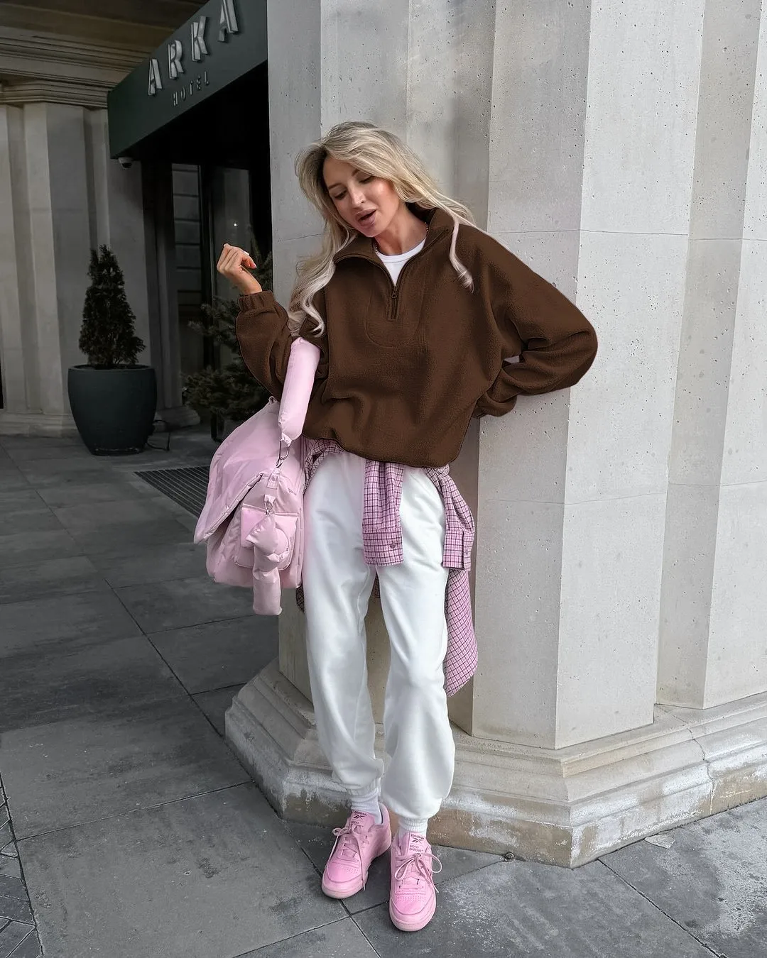 Loose Fit Pullover Hoodie Mid Long Length Commuter Style with Regular Sleeve Long Sleeve Notched Lapel Zipper Women Sweatshirt