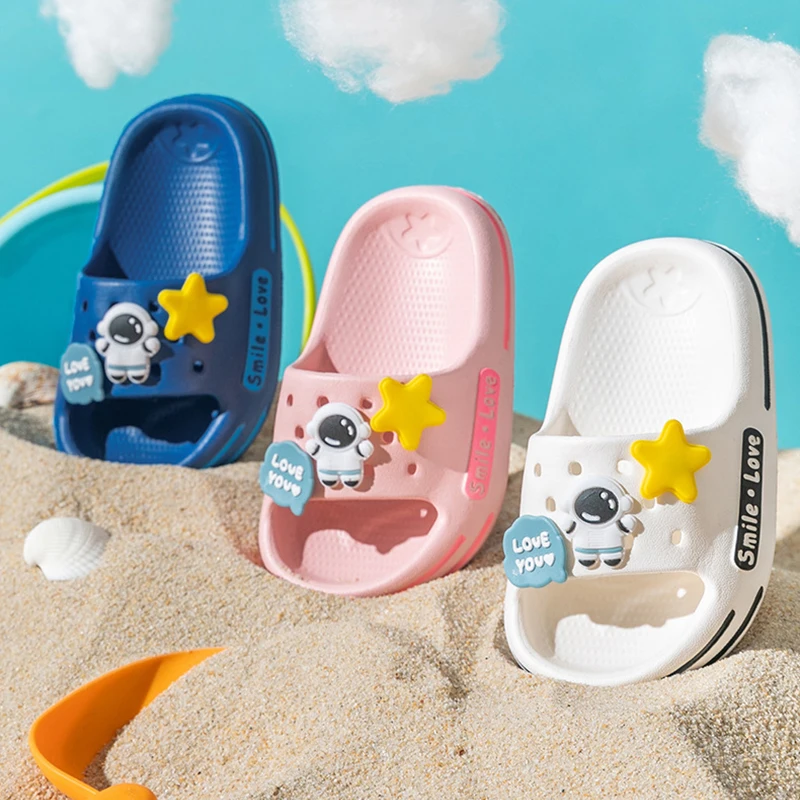 Spaceman Slippers For Children Home Indoor Slides Cute Astronaut Anti-Slip Bathroom Baby Outdoor Sandals For Boys And Girls