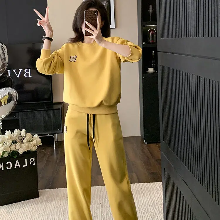 Leisure Sports Suit for Women in Autumn 2024 Fashionable Loose Round Neck Hoodie Ankle Tied Sweatpants Two-piece Set