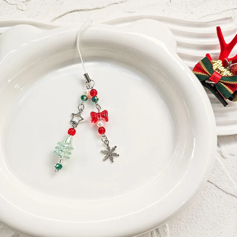 1PC creativo cartone animato fiocco di neve albero di natale portachiavi borsa ciondolo auto portachiavi accessori fai da te decorazioni natalizie