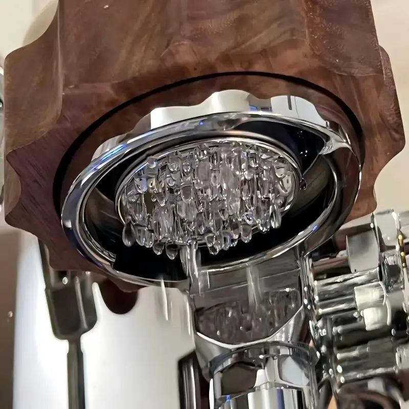 

Coffee Shower Screen Yuhoo Black Mamba Fibonacci round hole design optimized aperture to maintain long-lasting showerhead status