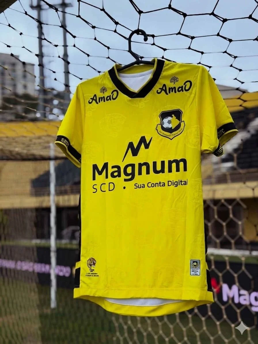 2026-27 Brasilianisches Fußballtrikot Sao Bernardo FC Stil Passende Familienoutfits Gelbes Sport-T-Shirt Trendige Eltern-Kind-Kleidung – Detail 1