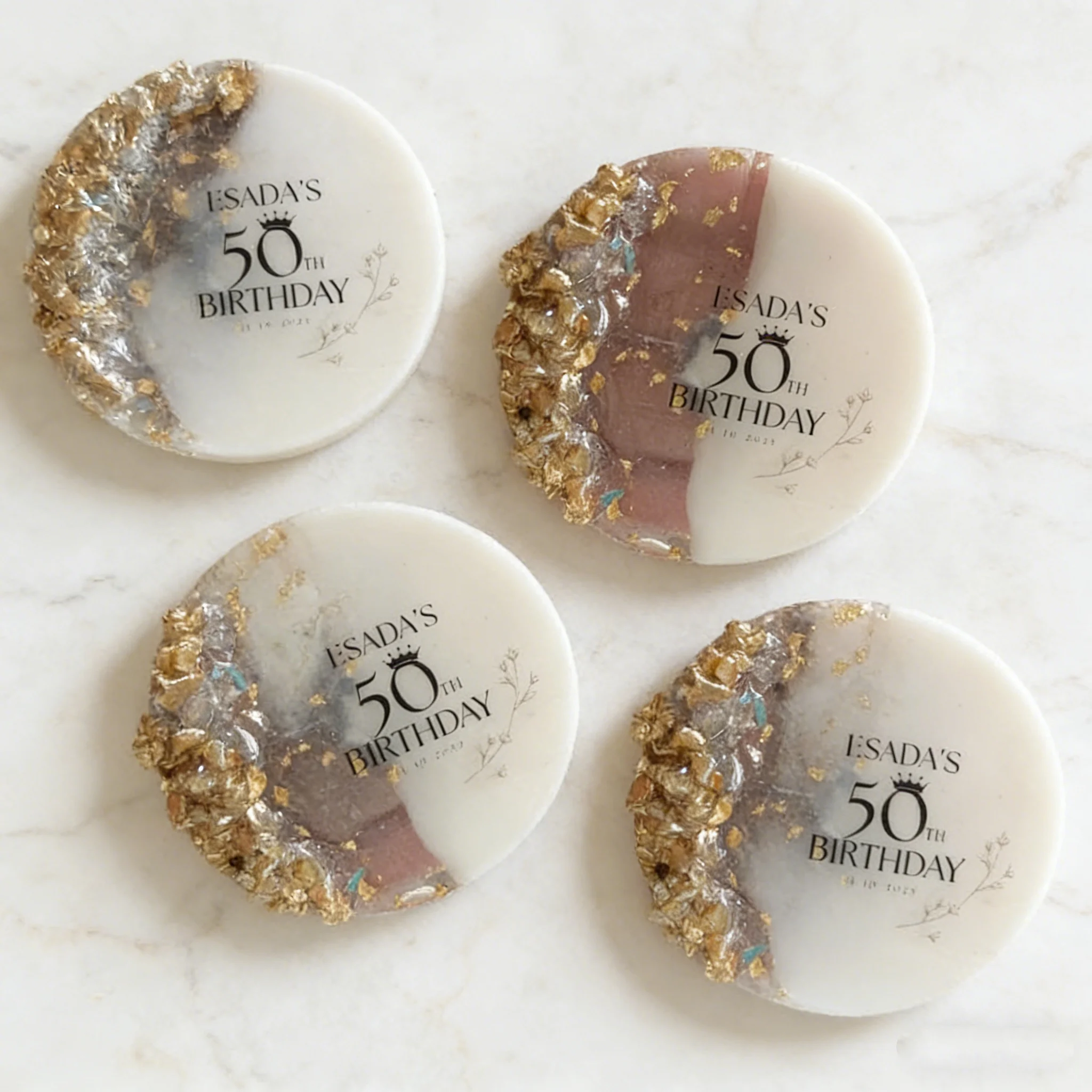 

Магнит на день рождения из эпоксидной смолы на заказ | Персонализированные сувениры для гостей на память о празднике