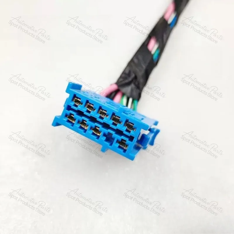 Fuel Pump Module Connector Plug Suitable for E90 E92 318 320 325 328 335 520i 528i