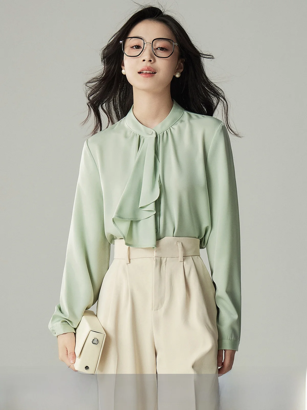 

Yakejia Commuter Style Shirt Women's Spring Autumn Regular Sleeve Long Collar Pure Color Breathable Polyester Blend Shirt