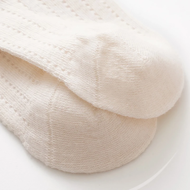 Niemowlęta dziewczynki rajstopy letnie w czystym kolorze Super cienkie siatka noworodki bawełniane rajstopy w stylu dziecięcym dla dziewczynek 0-8 lat