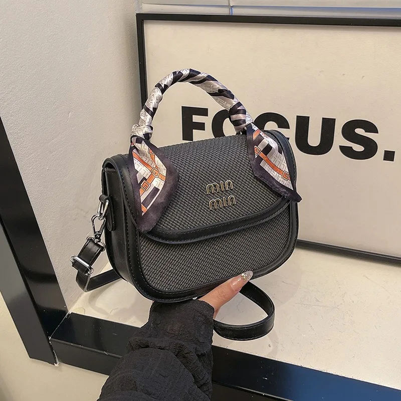 

Новая женская седельная сумка 2025 года, шикарная сумка через плечо с регулируемым ремешком-цепочкой, универсальная сумка через плечо для работы и ежедневных поездок на работу