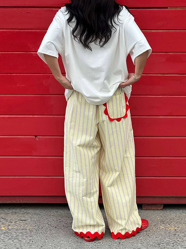 light yellow E