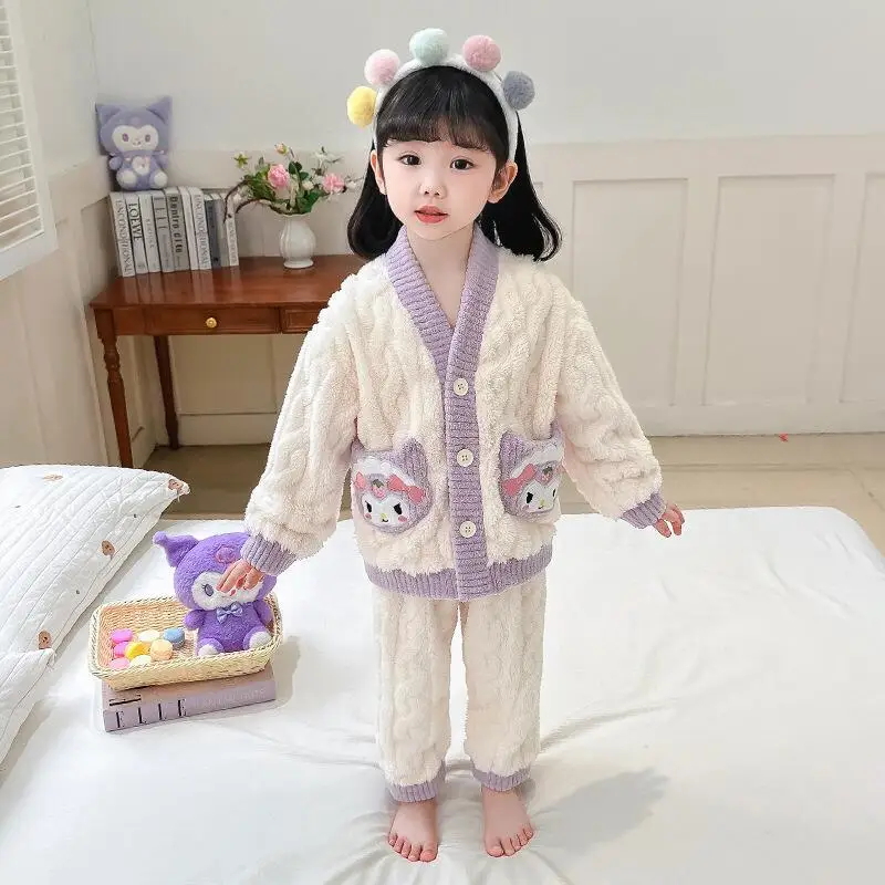 Пижамы Sanrio Kuromi, комплект верхней и нижней одежды, сохраняющая тепло, домашняя одежда, ночная рубашка, зимняя кавайная мультяшная карманная одежда, изображение 2 Пижамы Sanrio Kuromi, комплект верхней и нижней одежды, сохраняющая тепло, домашняя одежда, ночная рубашка, зимняя кавайная мультяшная карманная одежда, изображение 2