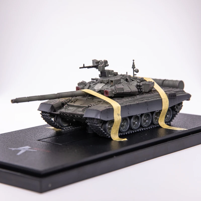 ARTISAN 1:72 Scale Plastic Russian T90 T-90 Main Battle Tank Model Militarized Combat Track Type Classics Adult Gifts Display