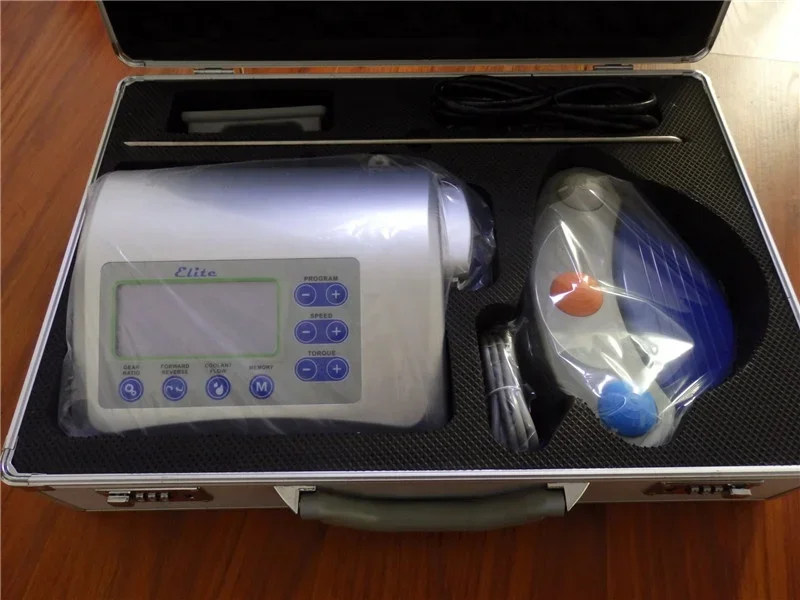 Electric Dental Treatment Equipment, 20:1 Reduction Low Speed Teeth Handpiece for Dental Clinical Treatment