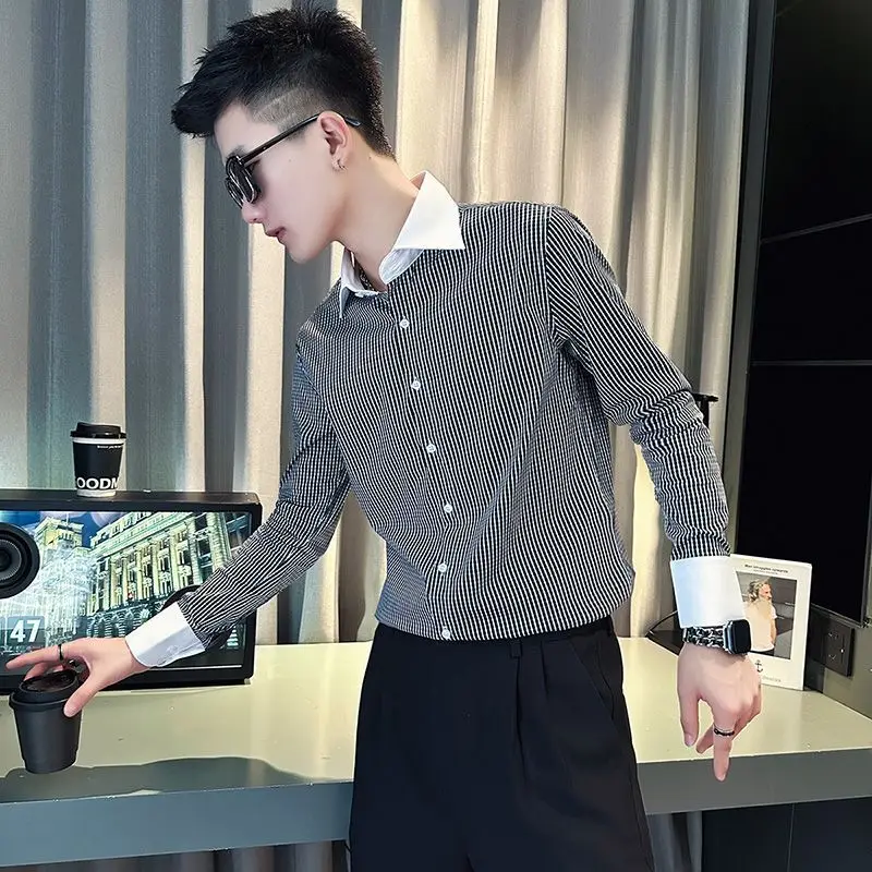 

​ Мужская рубашка весна-осень 2026: модный, высококачественный, минималистичный, городской стиль, универсальный повседневный топ для ежедневной носки ​
