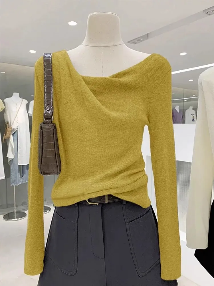 เสื้อไหมพรมถักทรงเข้ารูปสำหรับผู้หญิง คอวี ใส่เป็นเสื้อตัวในหรือเสื้อตัวนอกได้ เหมาะสำหรับฤดูใบไม้ร่วงและฤดูหนาว สไตล์ลำลอง ความยาวปกติ