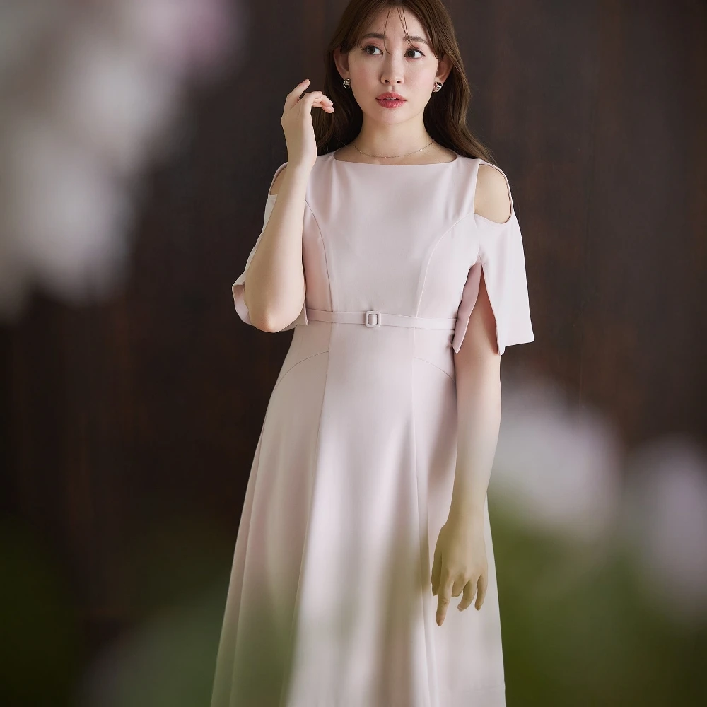 

Ele Pure Color Torowee Dr by Hoino Fly with Svel Design Gentle Waist Cinching H-Line Casual Polyester Fibre