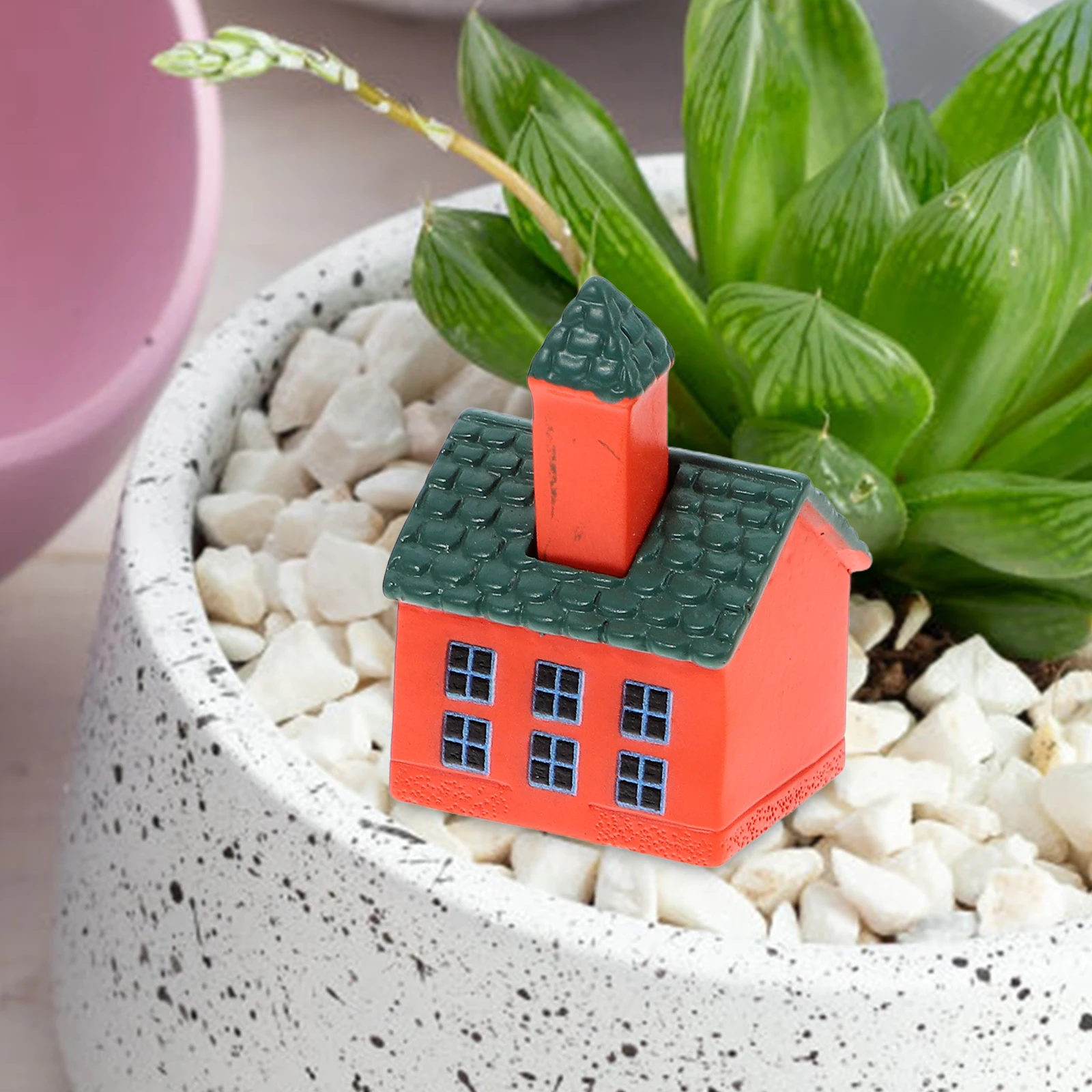 

6 Pcs Mini House Villa Decorations Resin Crafts Adorable Landscape Ornament for Mini Garden Terrarium Decorative