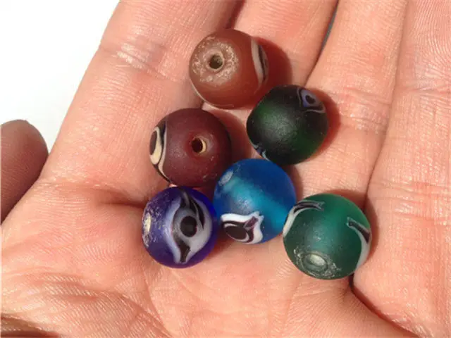 TSB0126 Nepal Ancient Lampworks Beads Hand Painted Wisdom Eye 12-13mm 10beads lot Multi Colors Trade Glass Beads