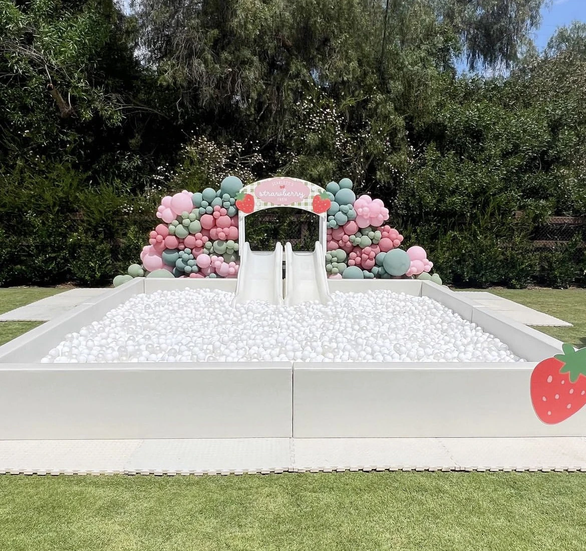 Zestaw dywanów do zabawy 5 w 1 dla maluchów, wygodna mata do zabawy z pianki EVA do użytku w centrach handlowych