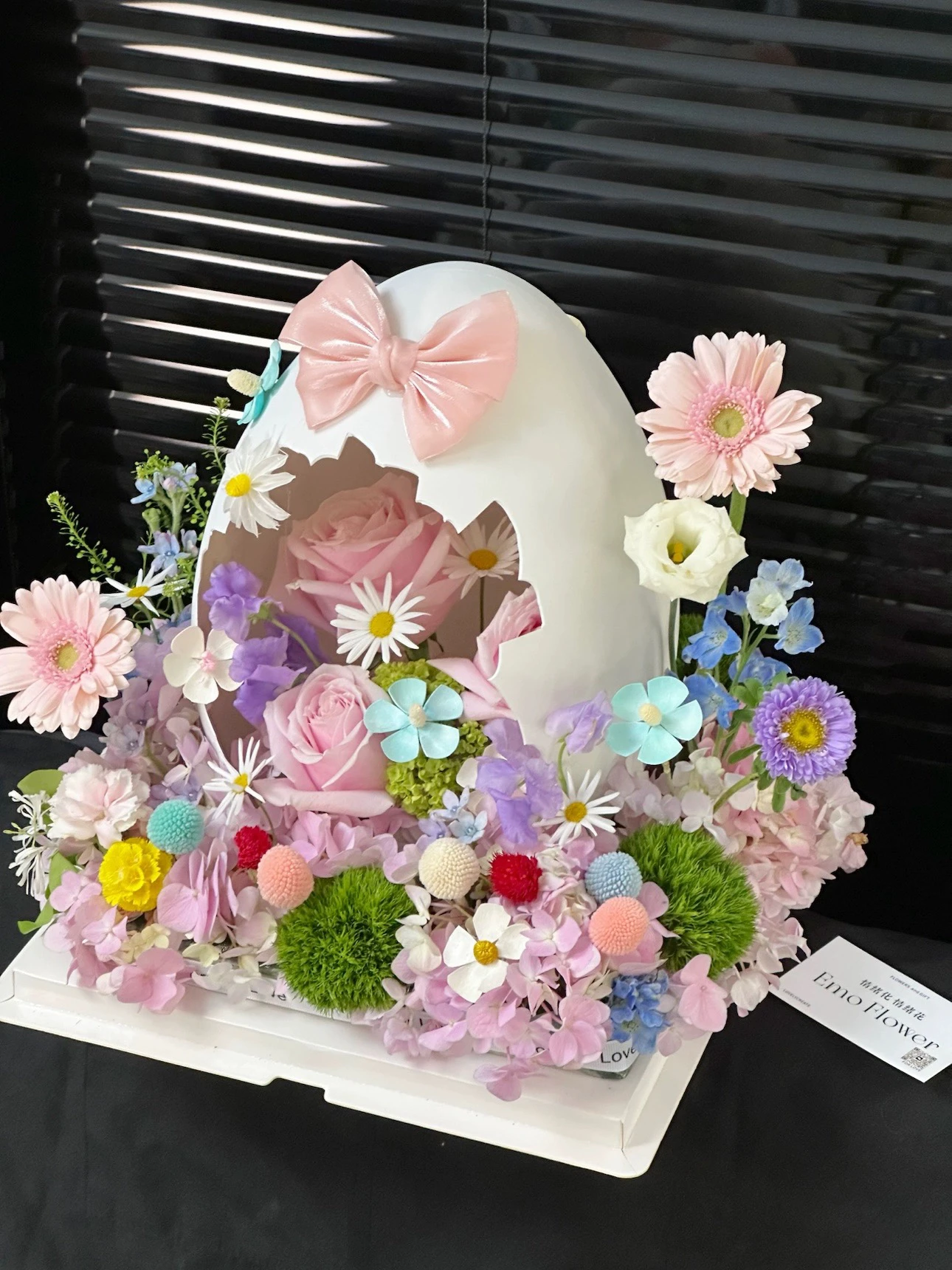 

Handmade Flower Arrangement Gift Box DIY Material Kit Ostrich Egg Eggell Flower Concealment for Girlfriend Paaging Box
