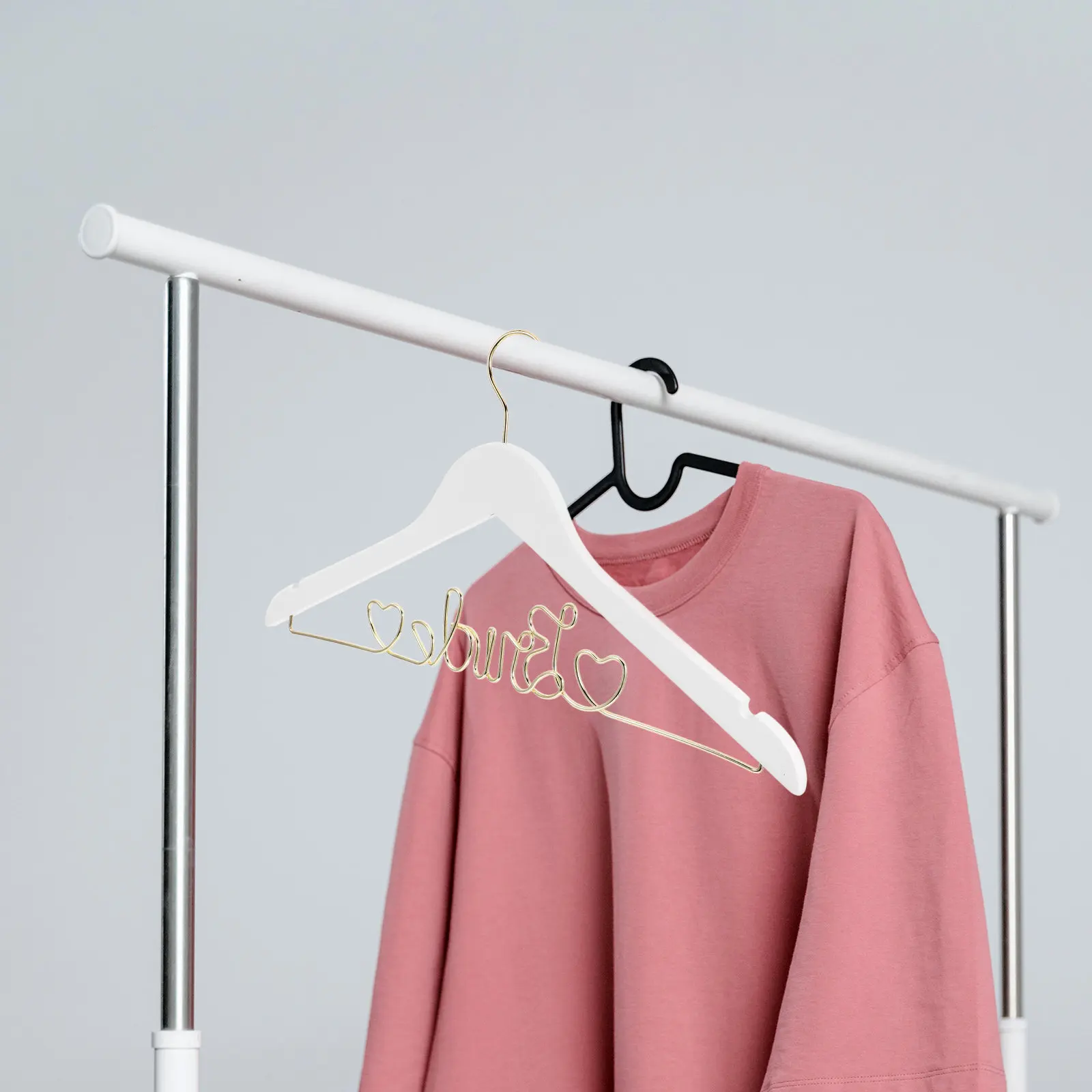 

Iron Alphabet Suit Hanger White Minimalist Decorative Wedding Dress Hanger for Bride Gowns Bridal Party Clothes