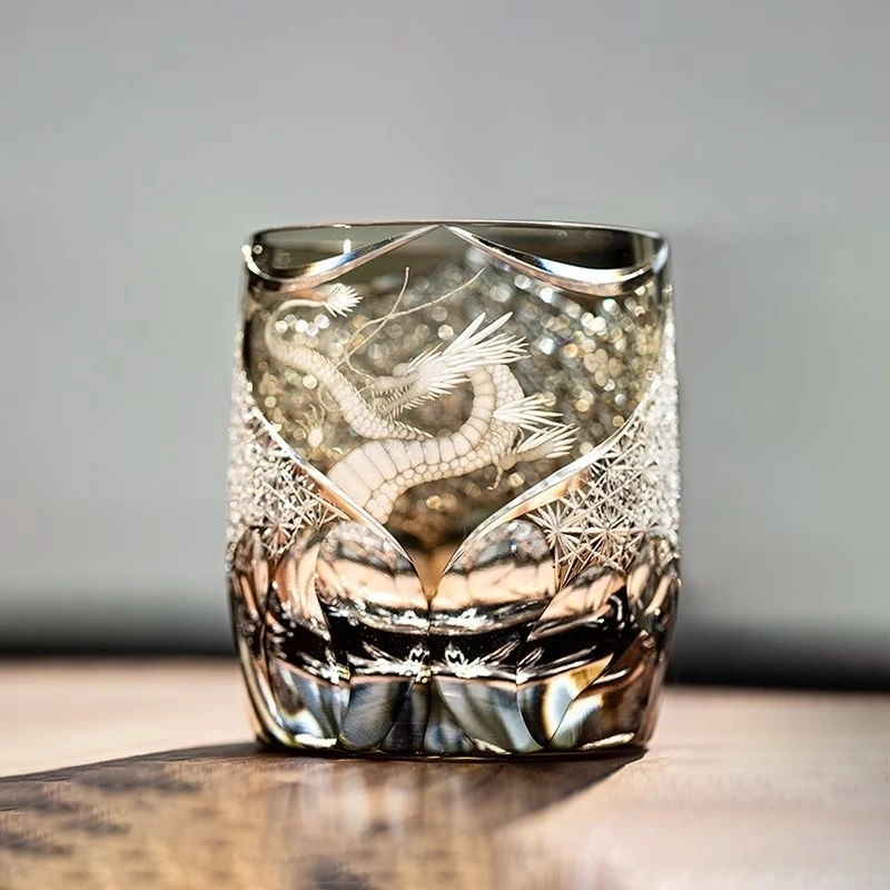 Chinese Style Loong Edo Kiriko Whiskey Glass Hand Engraved Dragon Amber Crystal Brandy XO Rock Wine Snifter Whisky Cup Gift Box